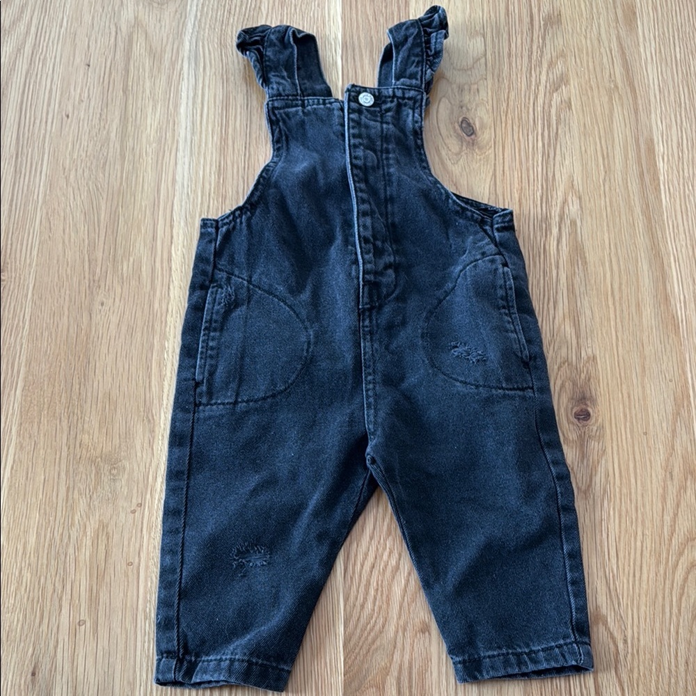 Zara Black Overalls Comfortable Bottoms